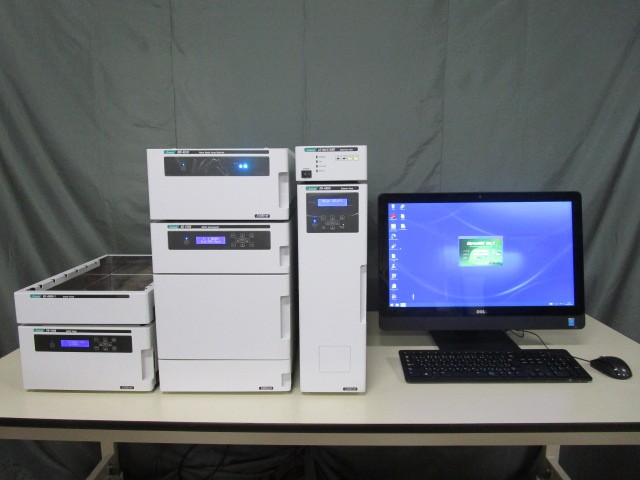 高速液体クロマトグラフ低圧グラジエントシステム（PDA検出器）
